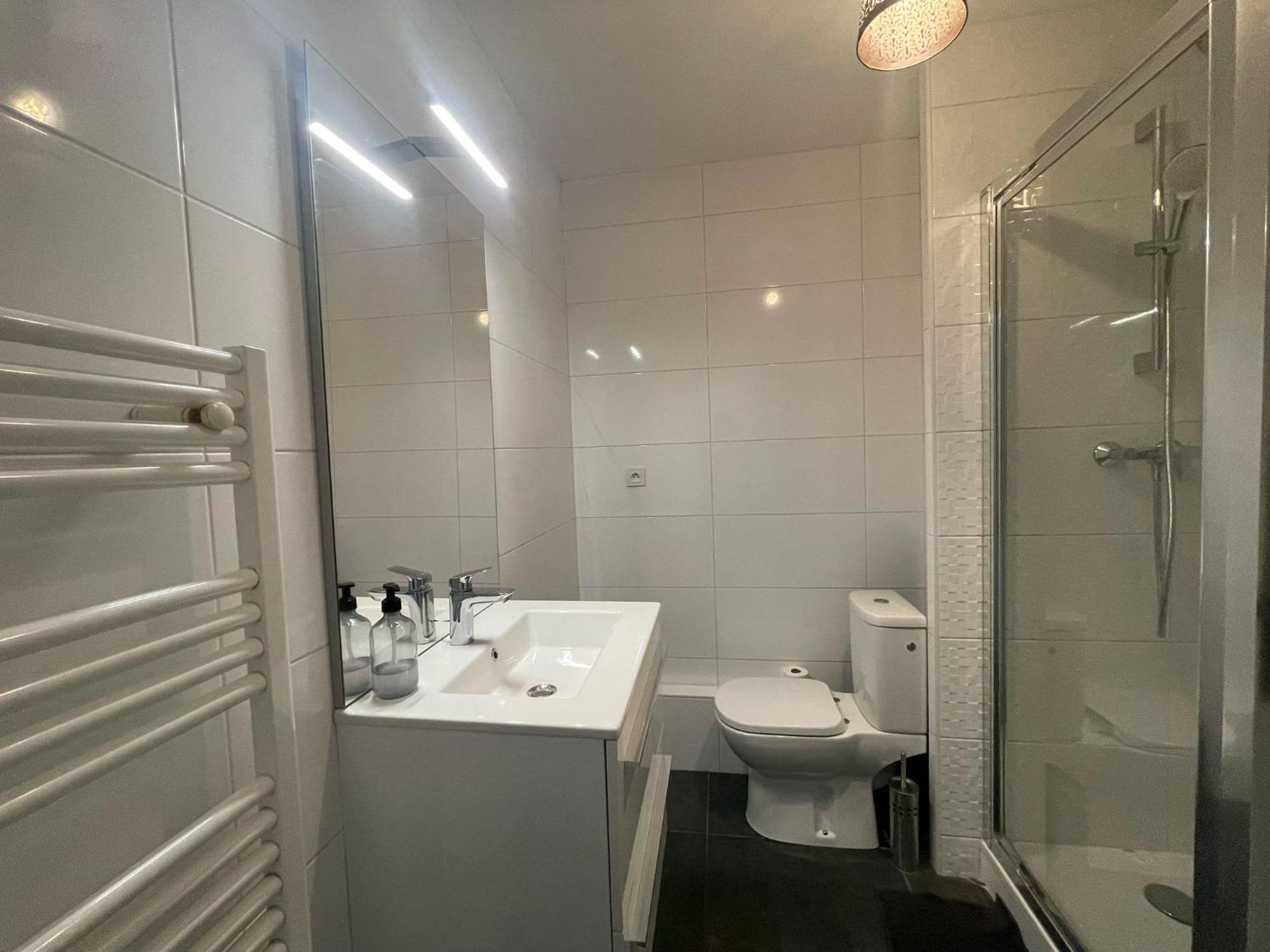 City & Cosy, Lyon Charcot- Wifi - Lave Linge - Balcon - Parking Dış mekan fotoğraf