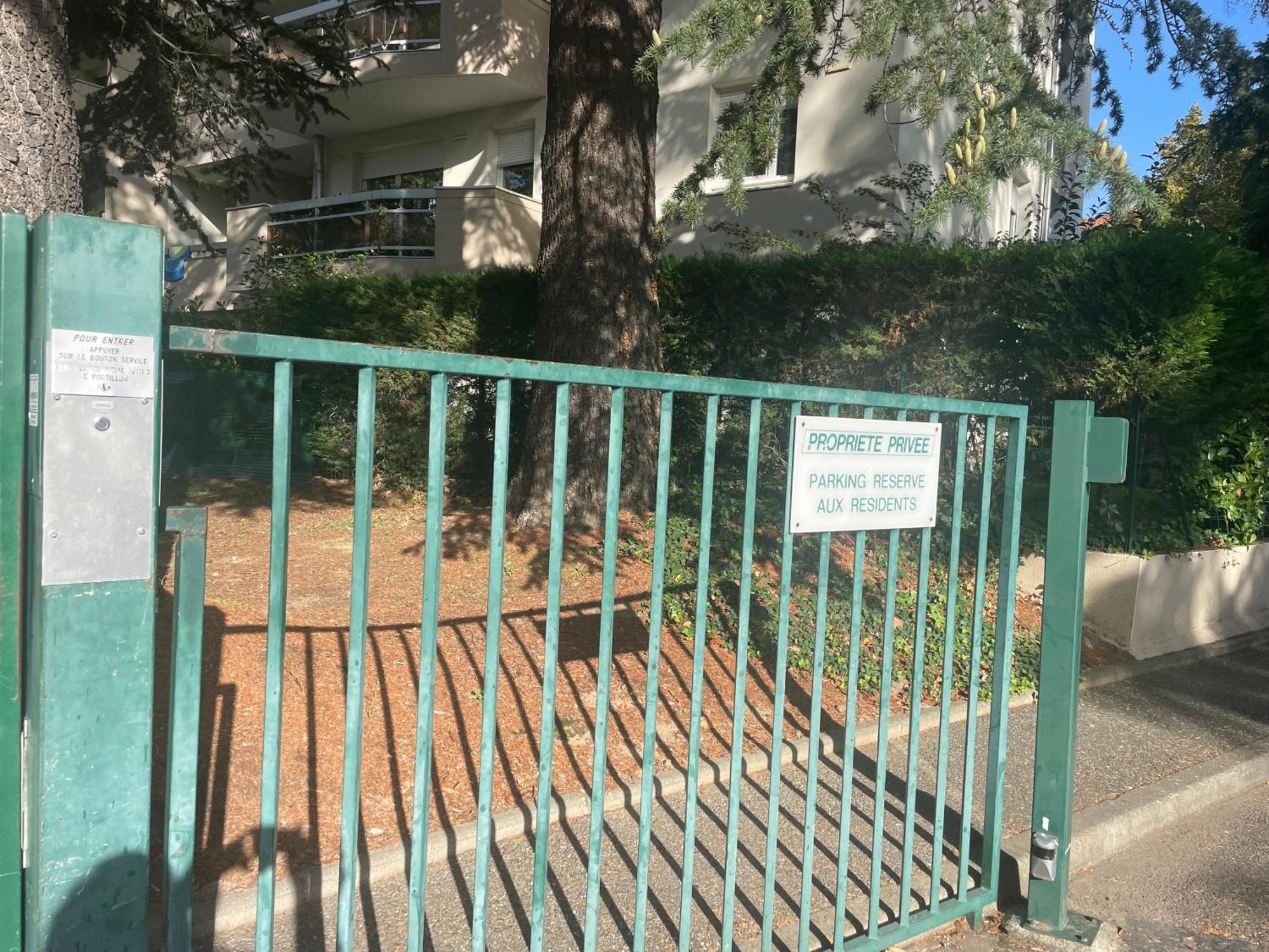 City & Cosy, Lyon Charcot- Wifi - Lave Linge - Balcon - Parking Dış mekan fotoğraf